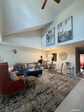 462 Glendale Ave in Bridgeport, CT - Building Photo - Building Photo