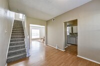 2505 Isabella St photo'