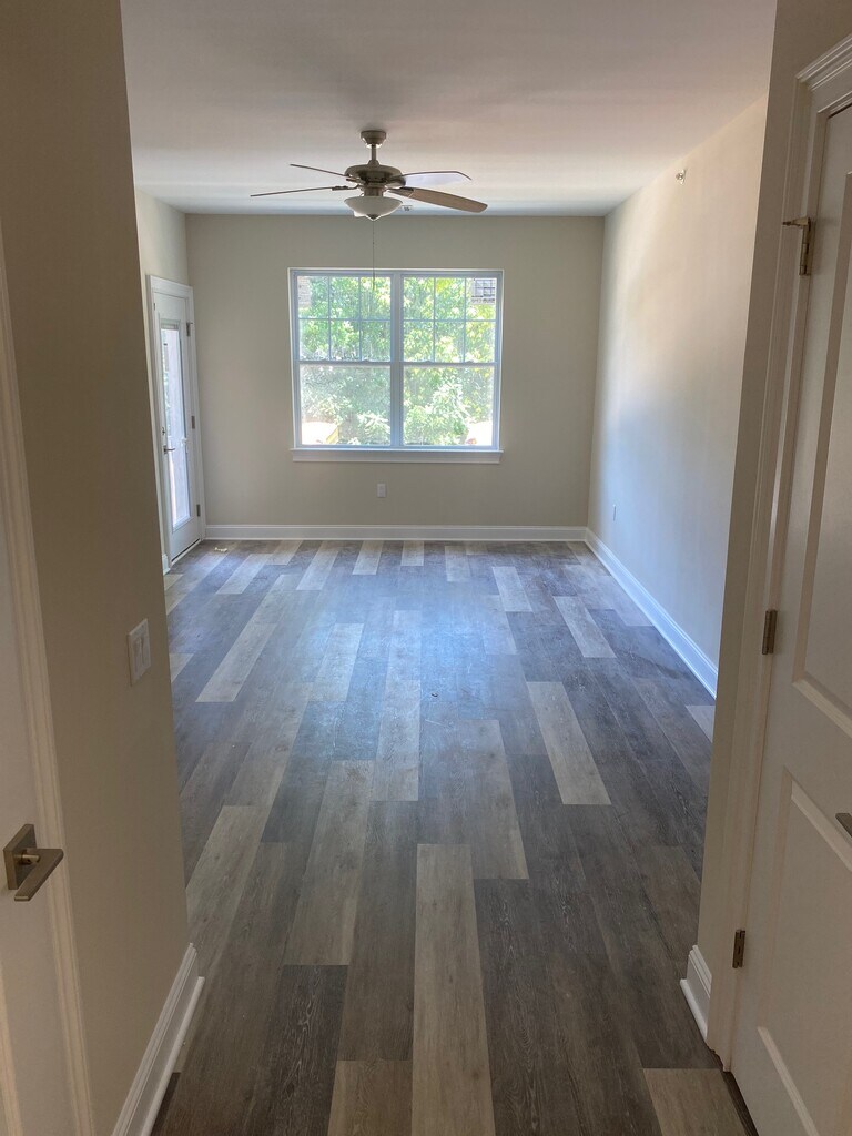 Oak Street Park Apartments Rochelle Park, NJ Apartments For Rent