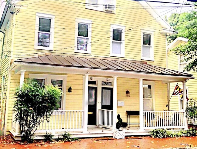 property at 121 Market St