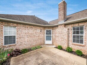 1241 Villa Oaks Ct in Columbus, OH - Building Photo - Building Photo