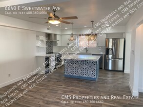 6640 E Sweetwater Ave in Scottsdale, AZ - Building Photo - Building Photo