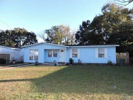 1117 Medford Ave in Pensacola, FL - Building Photo