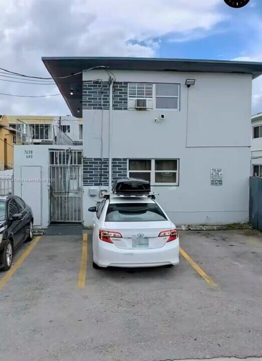7638 N Miami Ave in Miami, FL - Foto de edificio