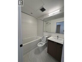 9228 Slopes Mews in Burnaby, BC - Building Photo