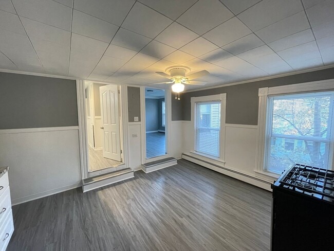 9 Broadway in Pembroke, NH - Building Photo - Building Photo