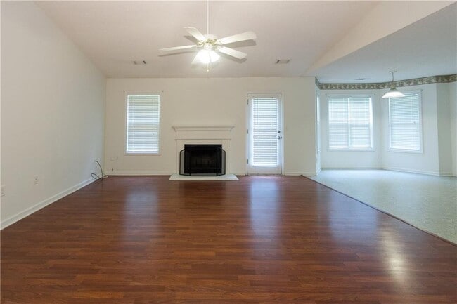2804 James Henry Dr in Dacula, GA - Building Photo - Building Photo