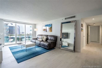 6917 Collins Ave, Unit 1005 in Miami, FL - Building Photo - Building Photo