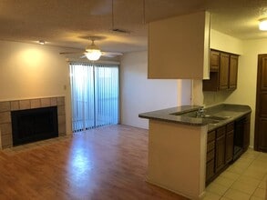 2109 Horizon Trail in Arlington, TX - Foto de edificio - Building Photo