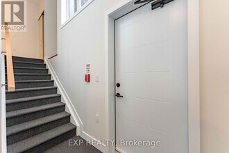 360-360 Lacasse Ave in Ottawa, ON - Building Photo - Building Photo