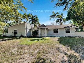 12900 SW 191st Terrace in Miami, FL - Building Photo