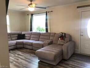 8213 Kathy Ct in Norfolk, VA - Building Photo - Building Photo