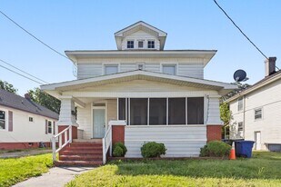 740 29th St in Newport News, VA - Building Photo