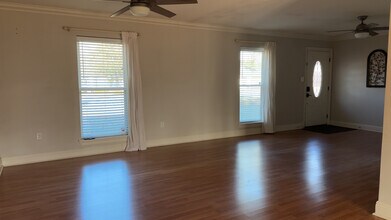 9150 Nolen Dr in Baton Rouge, LA - Building Photo - Building Photo