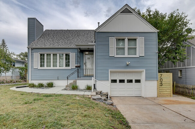 705 N 75th St