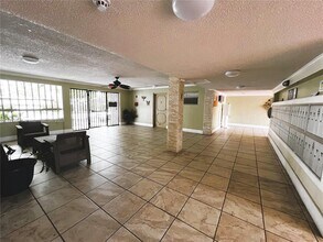 1480 W 46th St in Hialeah, FL - Building Photo - Building Photo
