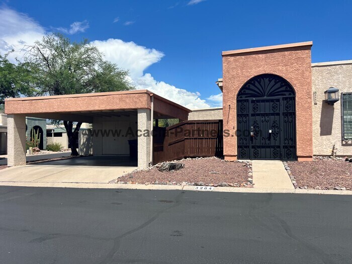 3264 N Little Horse Dr in Tucson, AZ - Building Photo