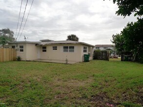 218 Cassia Blvd in Satellite Beach, FL - Building Photo - Building Photo