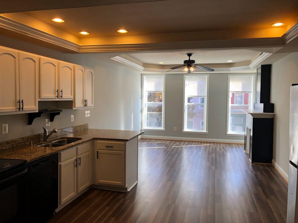 1538 Light St in Baltimore, MD - Building Photo