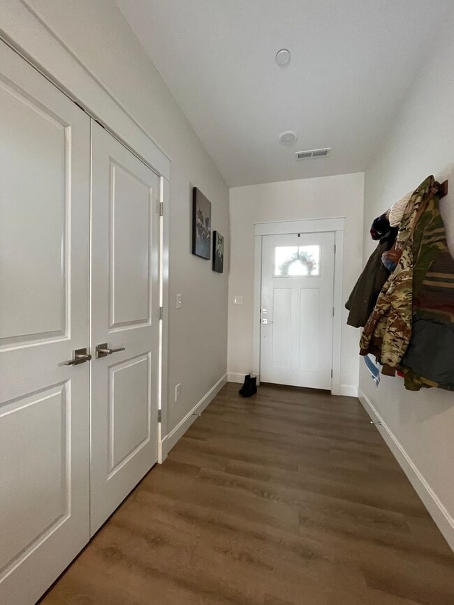 4816 Plumthicket Dr in Manhattan, KS - Building Photo - Building Photo