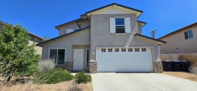467 Jonathan Pl