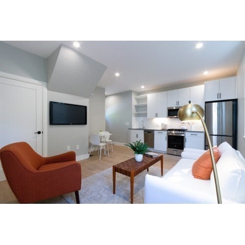 property at 48 St John St