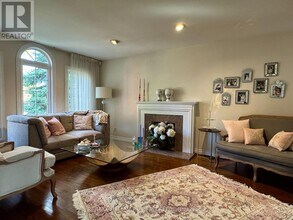 131 Horsham Ave in Toronto, ON - Building Photo - Building Photo
