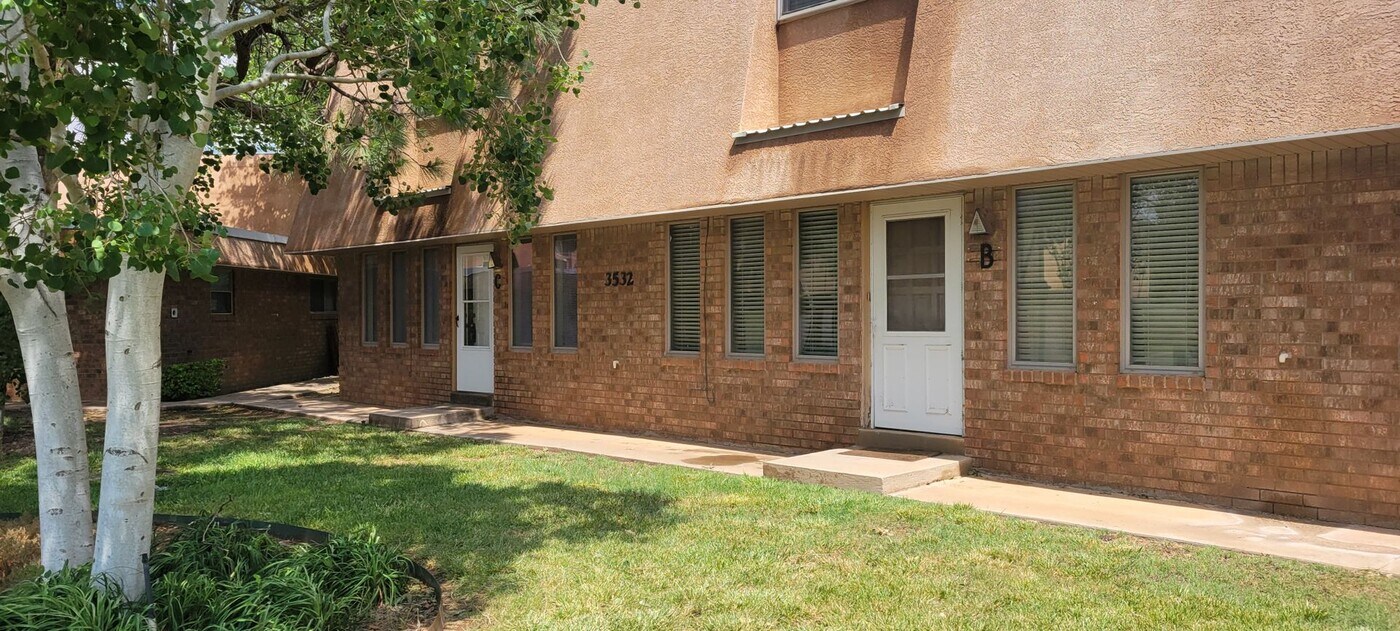 3532 C Adenmor Ct in Clovis, NM - Building Photo
