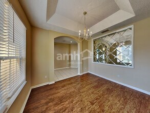 13750 Old Dock Rd in Orlando, FL - Building Photo - Building Photo