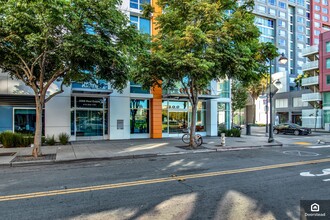 300 Berry St, Unit 903 in San Francisco, CA - Building Photo - Building Photo