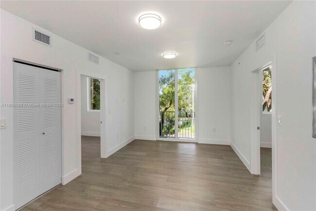 1620 NW 18th St in Miami, FL - Building Photo - Building Photo