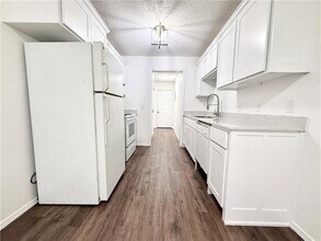 5905 Sara St in Fayetteville, AR - Building Photo - Building Photo