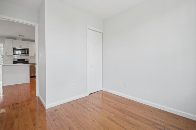 4 South St in Jersey City, NJ - Building Photo - Building Photo