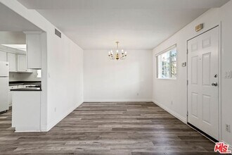 1605 Stoner Ave in Los Angeles, CA - Building Photo - Building Photo
