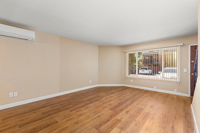 10267 Black Mountain Rd in San Diego, CA - Building Photo - Building Photo