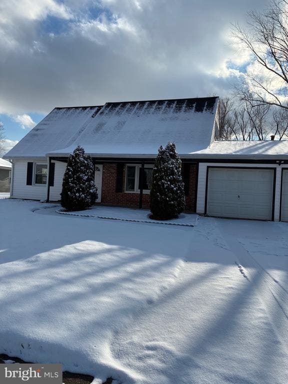 property at 83 Glenview Ln