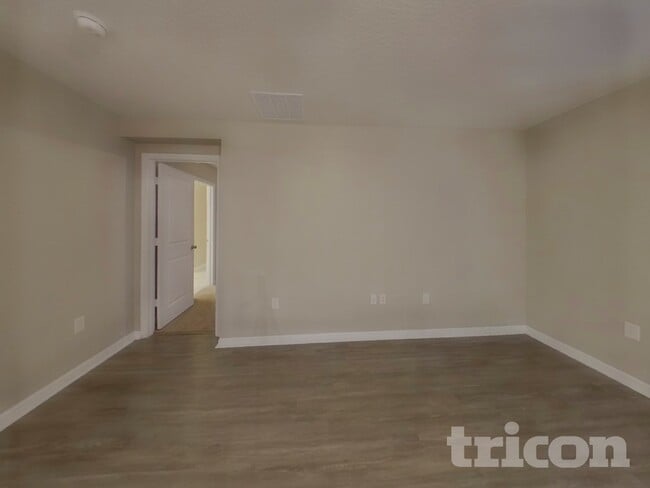 1725 Garden View St in Mascotte, FL - Building Photo - Building Photo