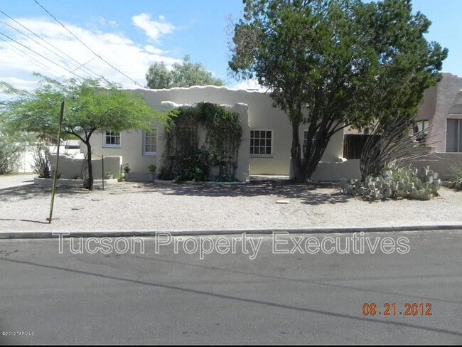 property at 1220 N Olsen Ave