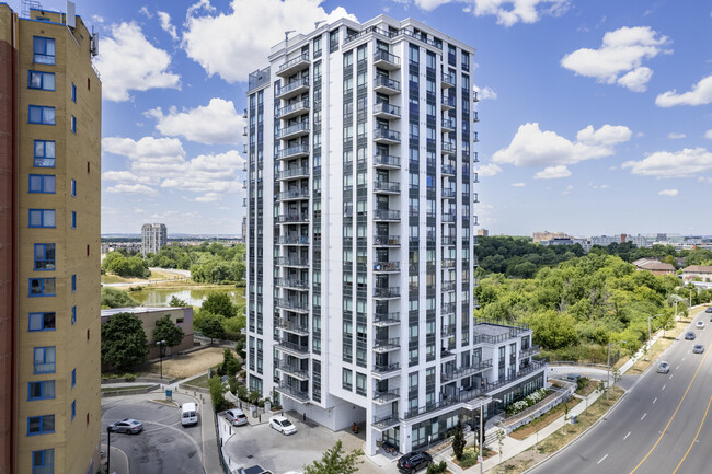 The Lexington Condominium in Toronto, ON - Building Photo - Building Photo