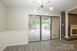7908 Horse Chestnut Ln in Charlotte, NC - Building Photo - Building Photo