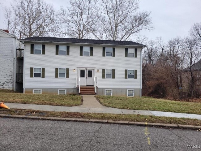 property at 1649 Clawson St