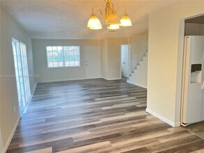 9503 SW 88th Terrace in Miami, FL - Building Photo - Building Photo