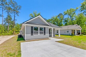 49 Melody in Crawfordville, FL - Building Photo - Building Photo