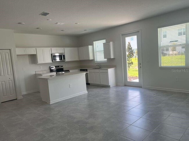 130 Nine Iron Dr in Davenport, FL - Building Photo - Building Photo