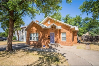 property at 2608 20th St