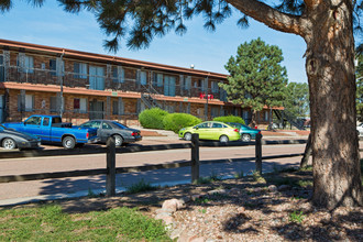 Vista Ridge Apartments in Fountain, CO - Building Photo - Building Photo