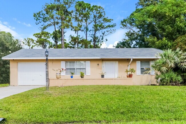 property at 613 SE Starfish Ave