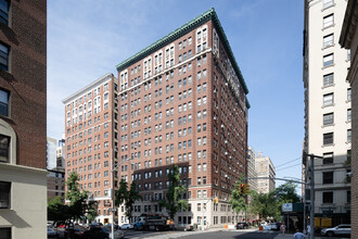 875 West End Ave in New York, NY - Building Photo - Building Photo