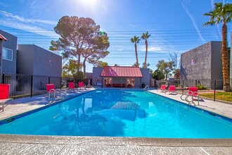 The MARQ at 1600 in Las Vegas, NV - Foto de edificio - Building Photo