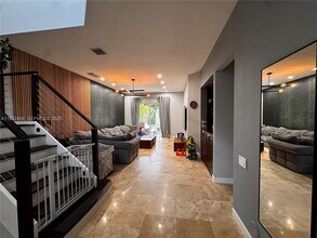 876 Spinnaker Dr in Hollywood, FL - Building Photo - Building Photo